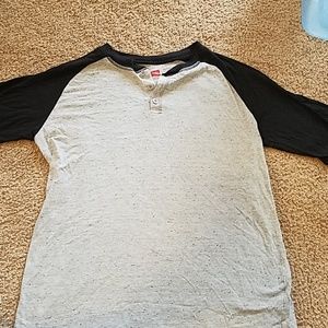 🎈 HANES 🎈 GRAY & BLACK CASUAL SHIRT